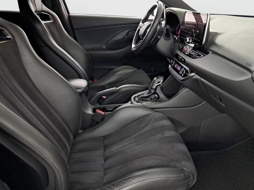 Hyundai i30, 2022