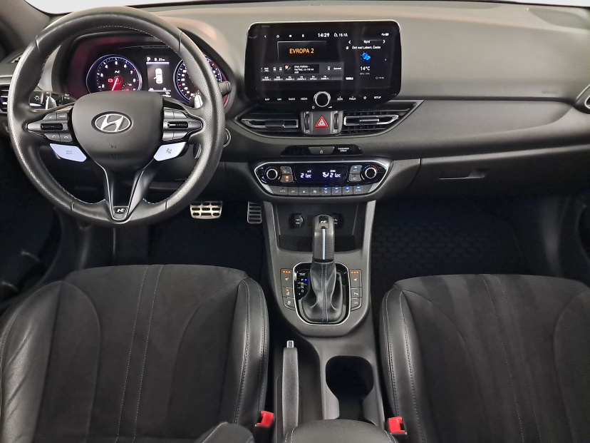 Hyundai i30, 2022