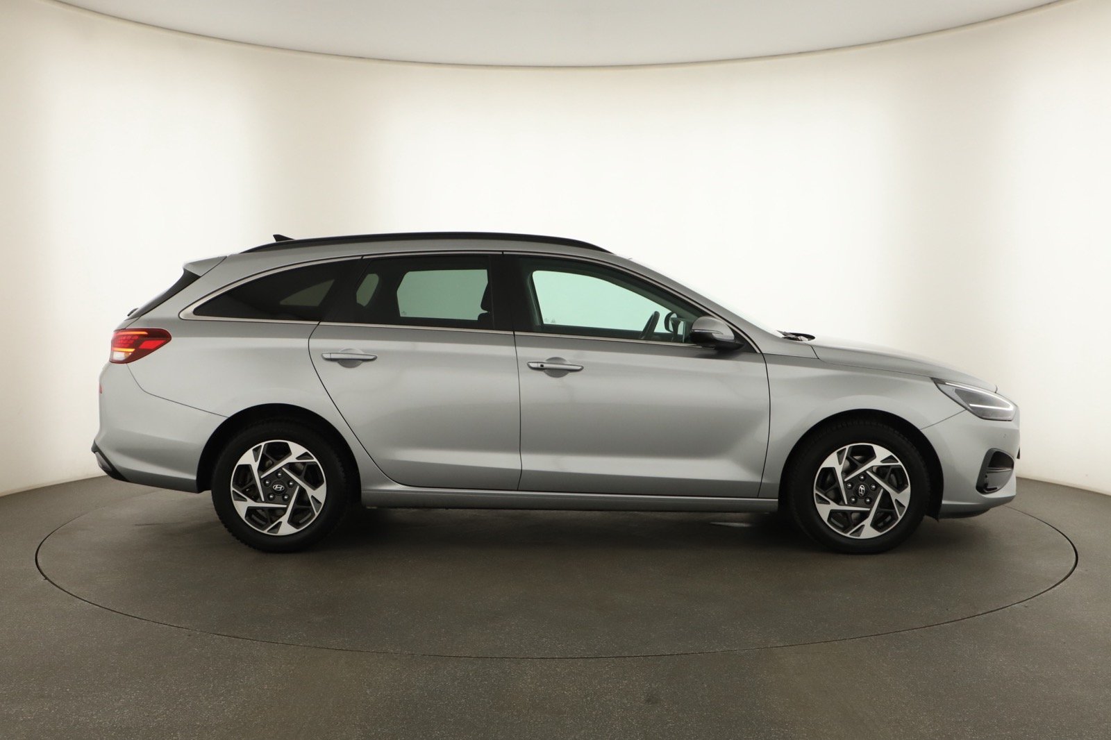 Hyundai i30 - 2025