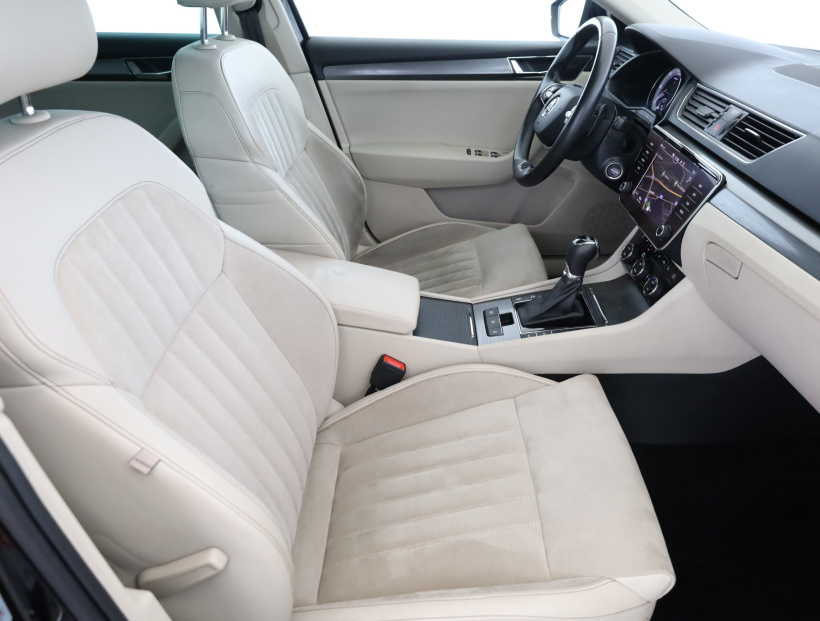Škoda Superb, 2021