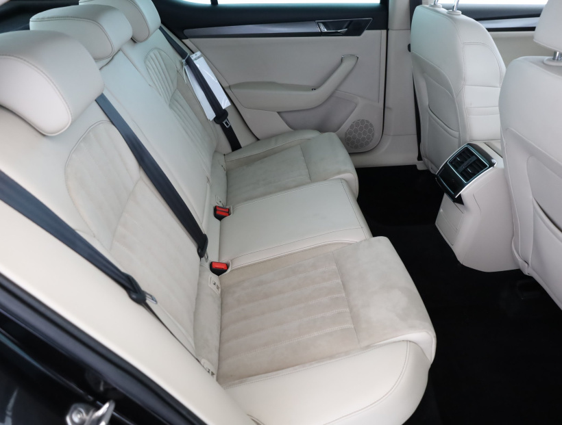Škoda Superb, 2021