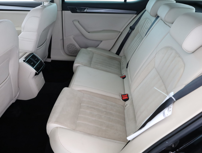 Škoda Superb, 2021