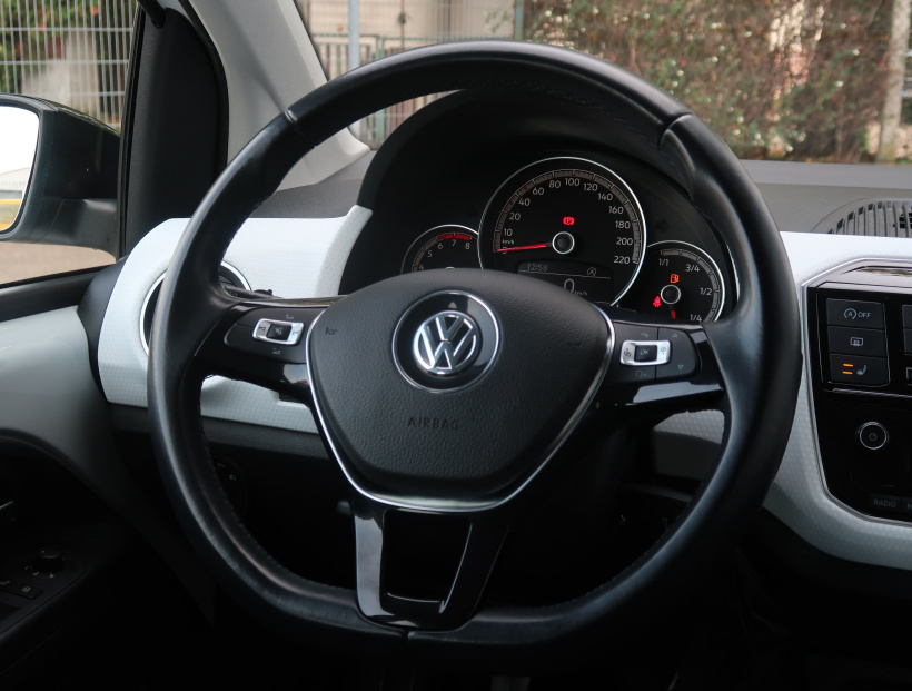 Volkswagen Up!, 2019