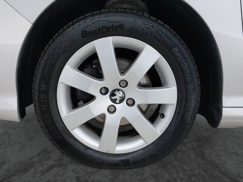 Peugeot 308, 2012