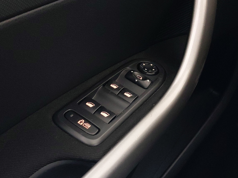 Peugeot 308, 2012