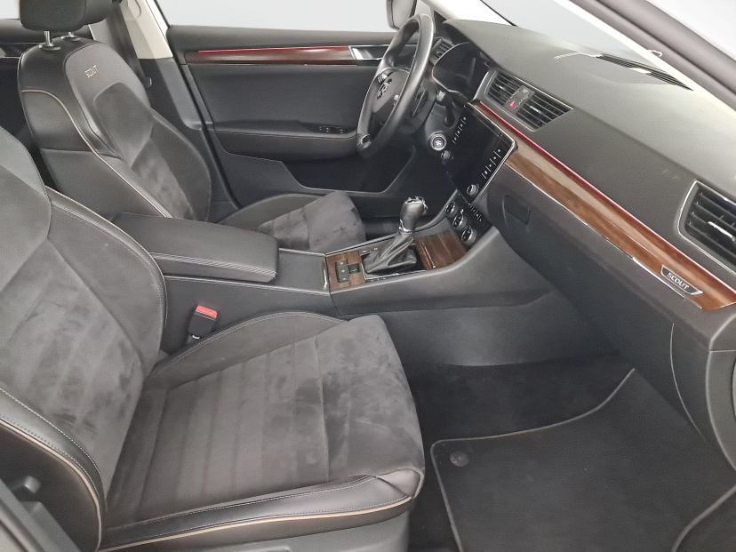 Škoda Superb, 2021