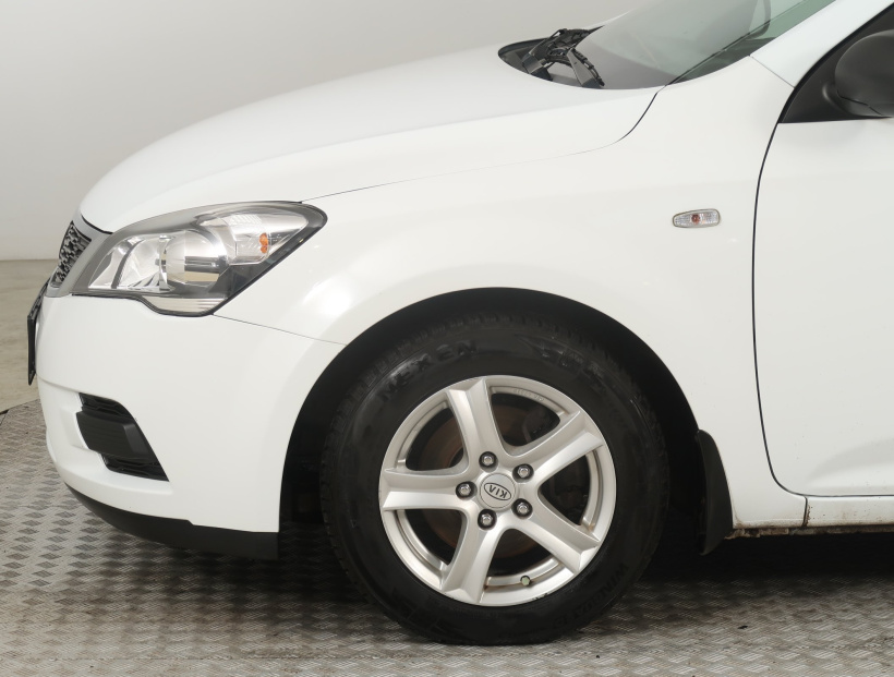 Kia Ceed, 2010