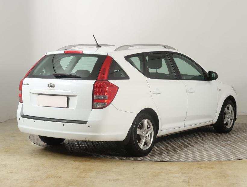 Kia Ceed, 2010