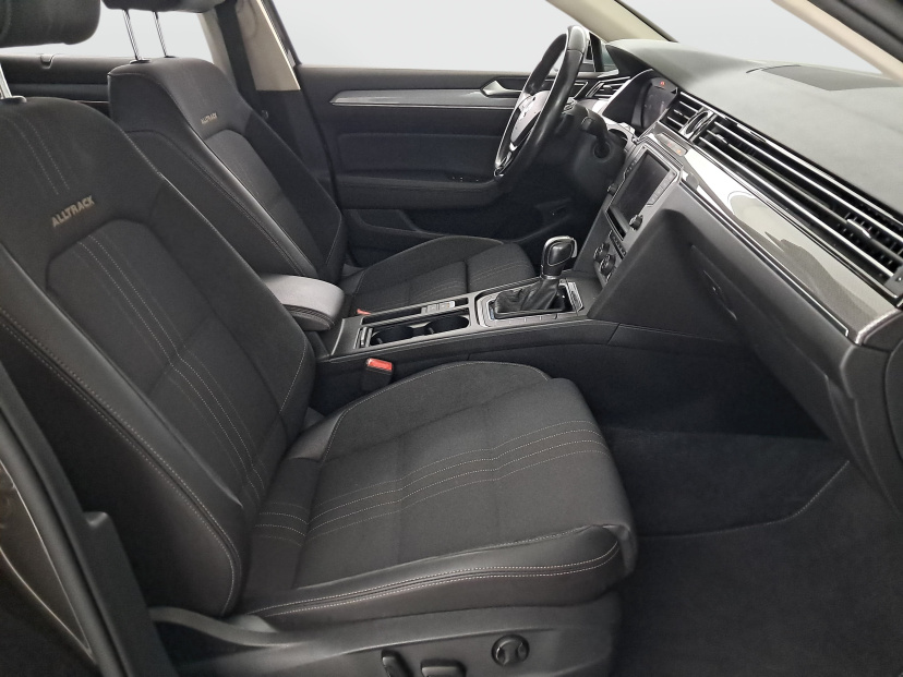 Volkswagen Passat, 2016