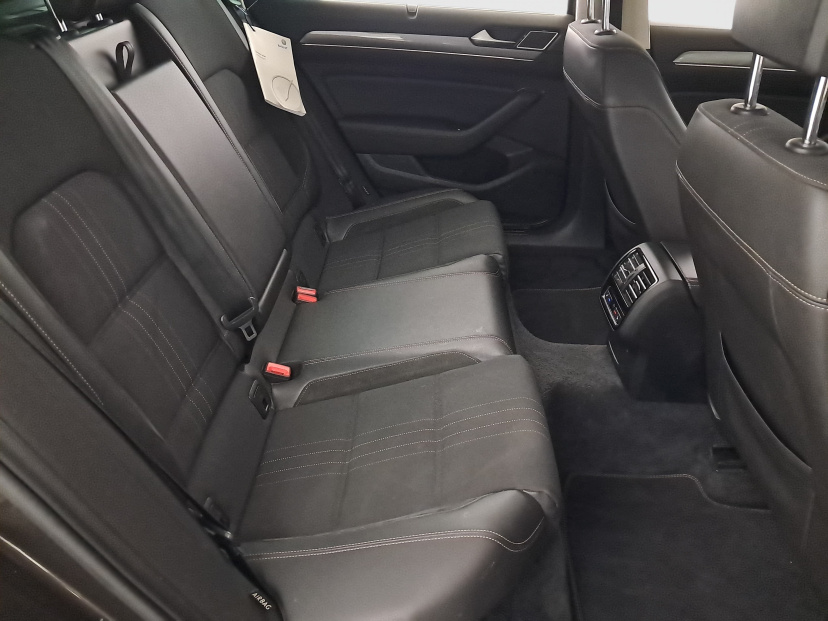 Volkswagen Passat, 2016