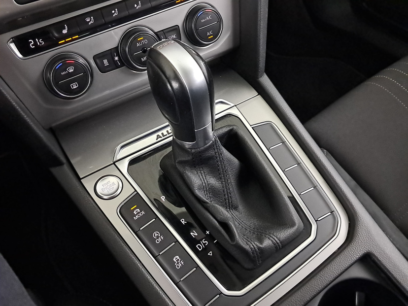 Volkswagen Passat, 2016