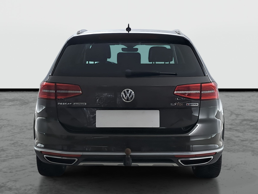 Volkswagen Passat, 2016