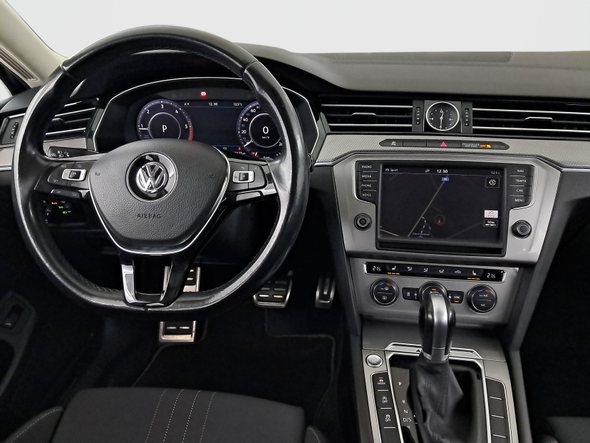 Volkswagen Passat, 2016