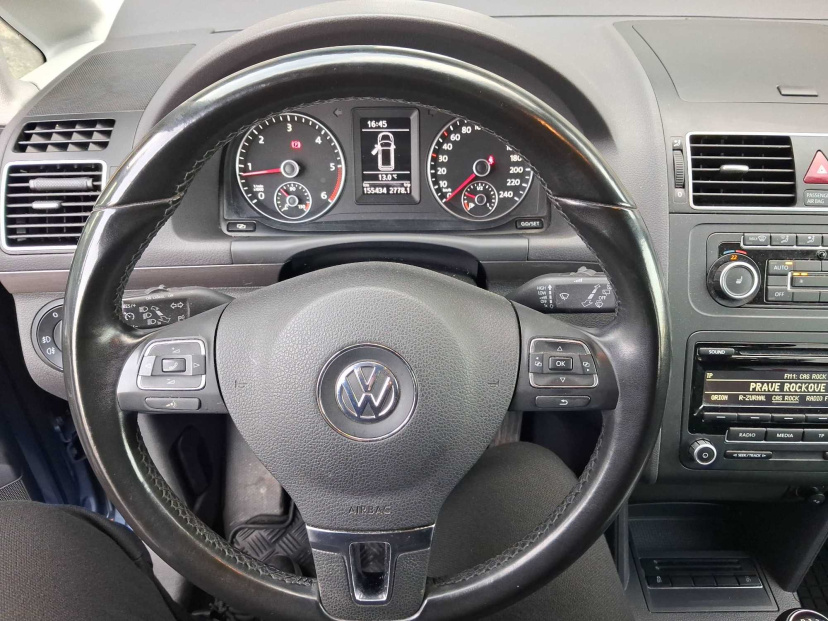 Volkswagen Touran, 2011