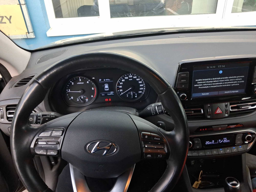 Hyundai i30, 2021