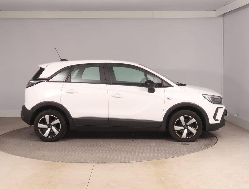 Opel Crossland, 2022