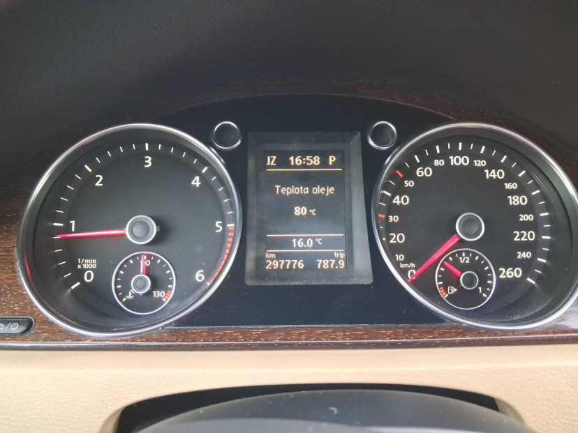 Volkswagen Passat, 2013