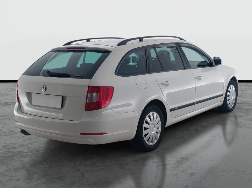 Škoda Superb, 2012
