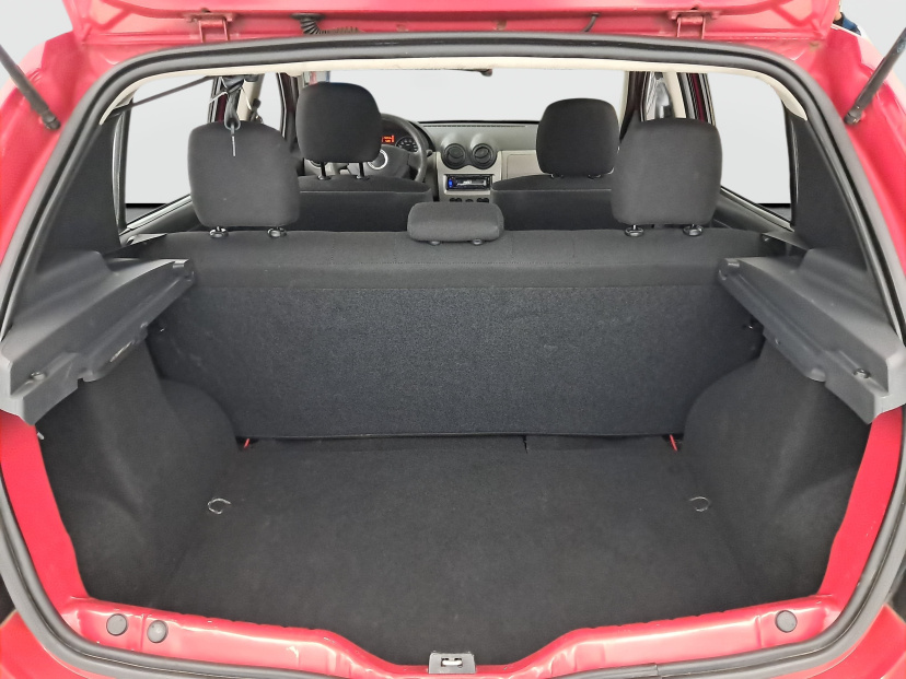 Dacia Sandero, 2010