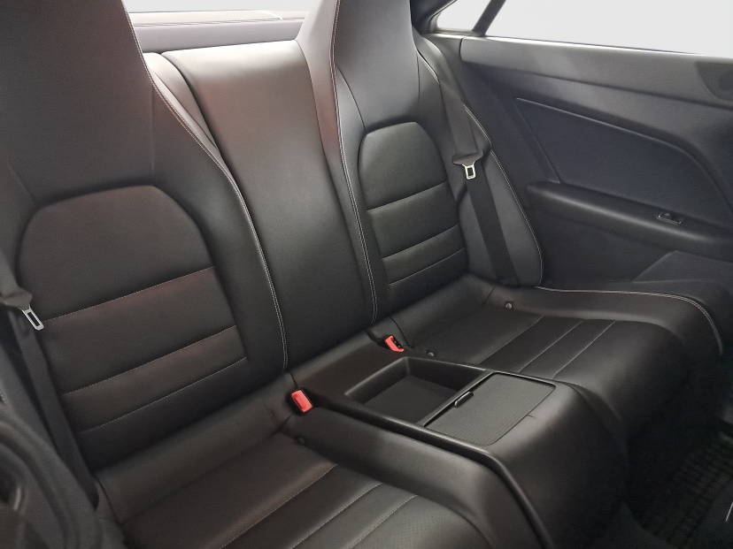 Mercedes-Benz E, 2012