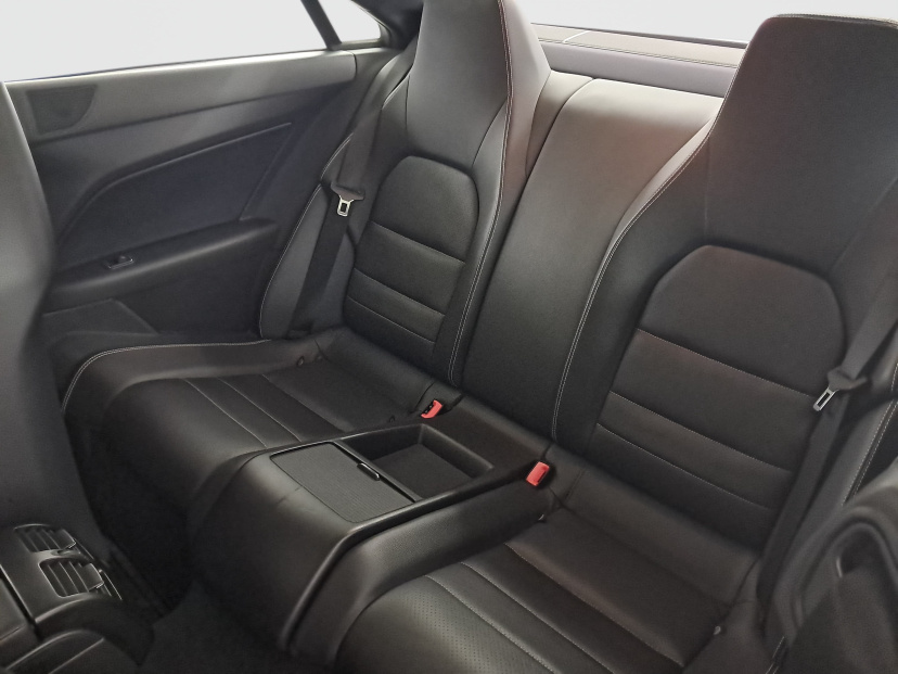Mercedes-Benz E, 2012