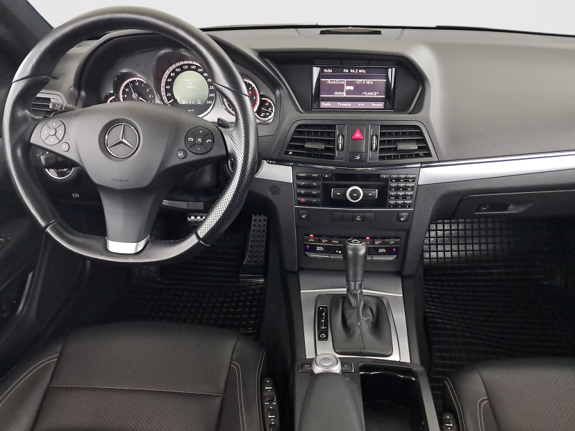 Mercedes-Benz E, 2012