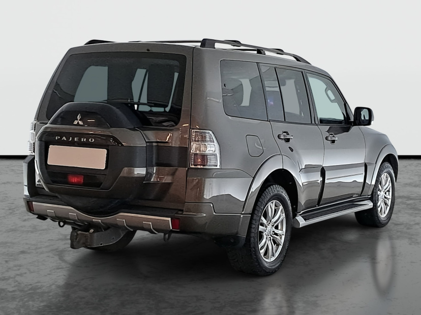 Mitsubishi Pajero, 2015