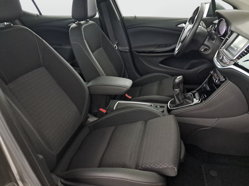 Opel Astra, 2018