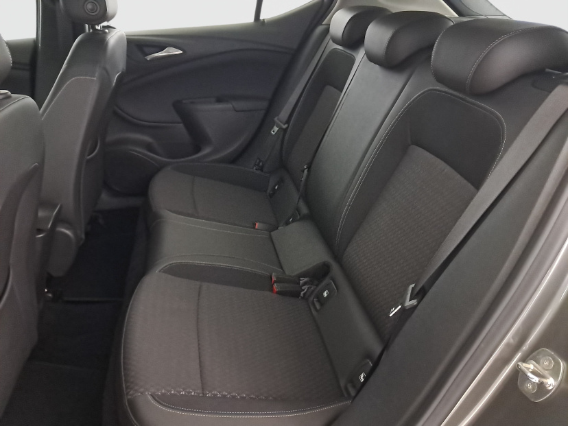 Opel Astra, 2018