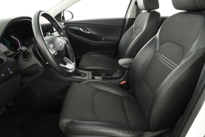 Hyundai i30, 2023