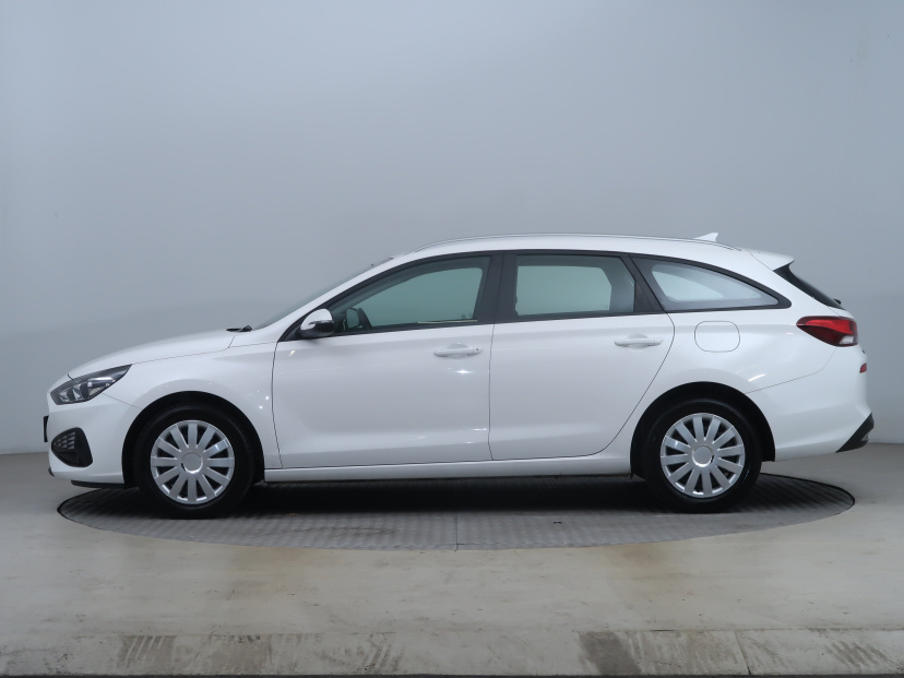 Hyundai i30, 2023