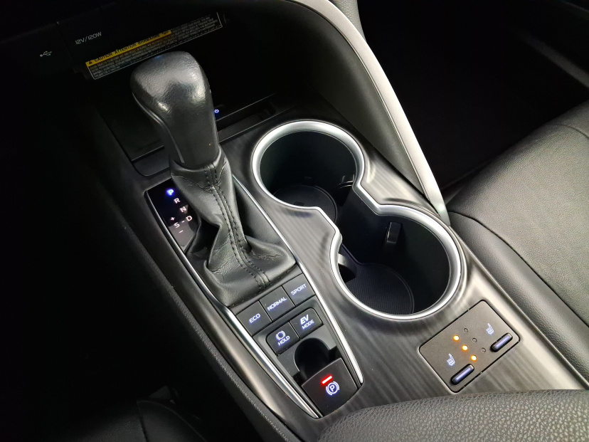 Toyota Camry, 2022