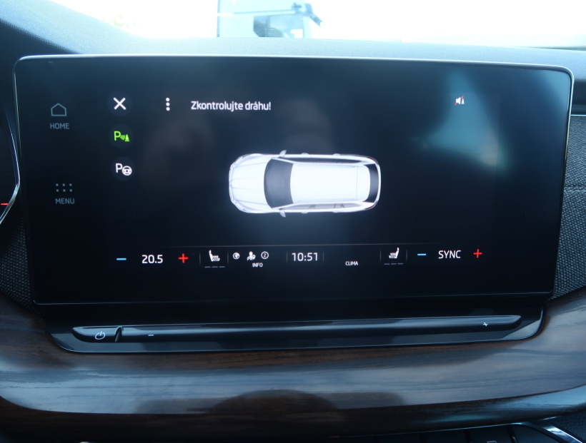 Škoda Octavia Scout, 2022