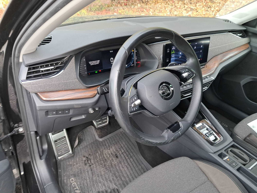 Škoda Octavia Scout, 2022