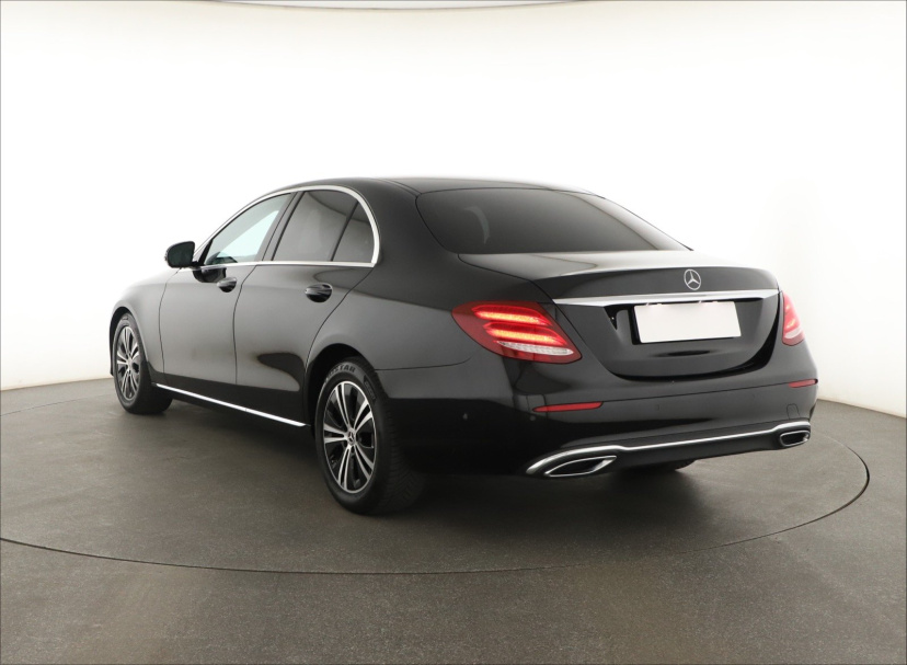 Mercedes-Benz E, 2019