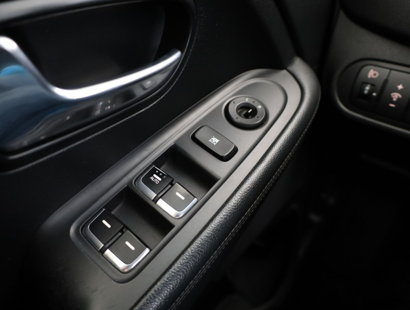 Kia Carens, 2013