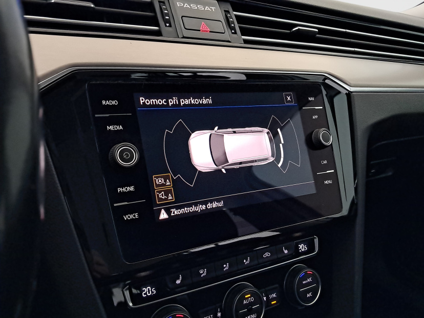 Volkswagen Passat, 2020