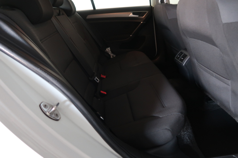 Volkswagen Golf, 2014