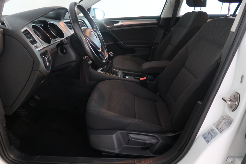 Volkswagen Golf, 2014
