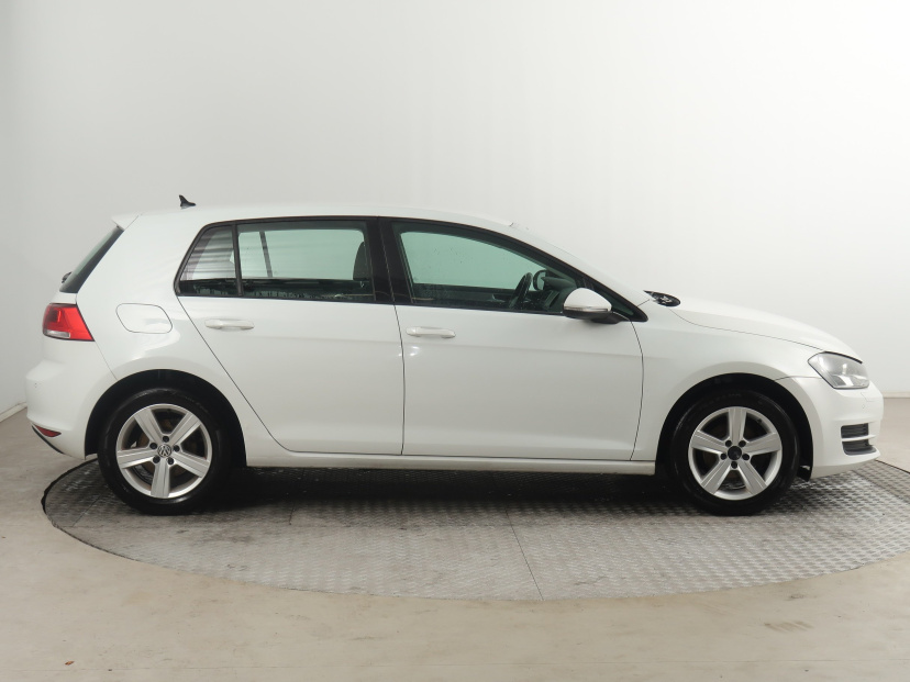 Volkswagen Golf, 2014