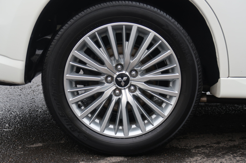 Mitsubishi Outlander, 2021