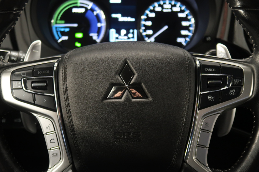 Mitsubishi Outlander, 2021