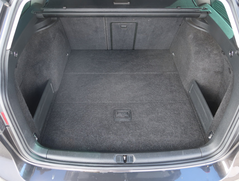 Volkswagen Passat, 2008