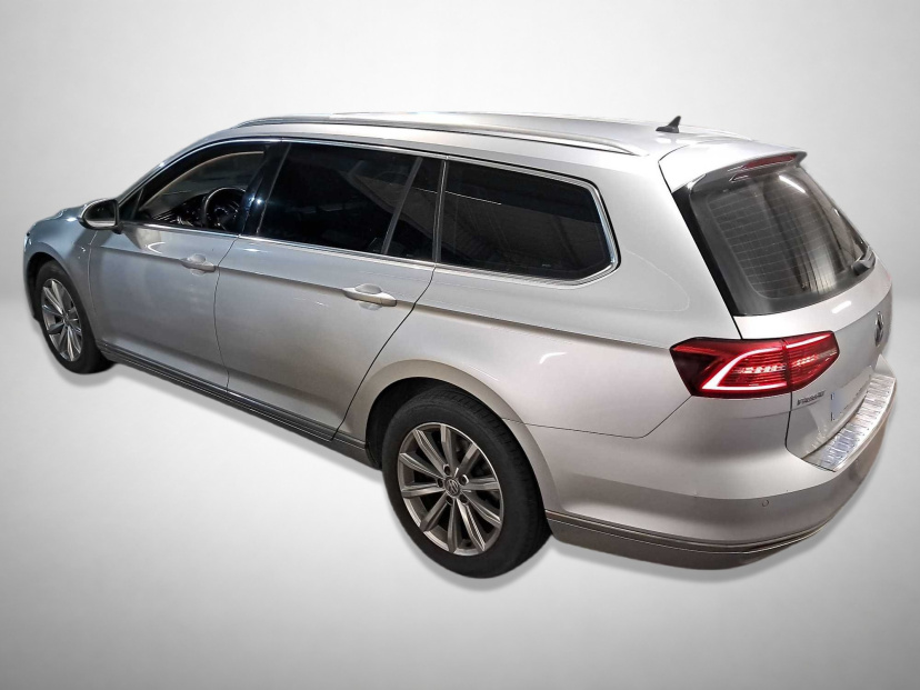 Volkswagen Passat, 2016