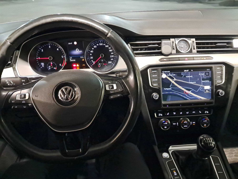 Volkswagen Passat, 2016