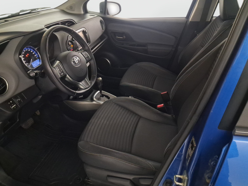 Toyota Yaris, 2015