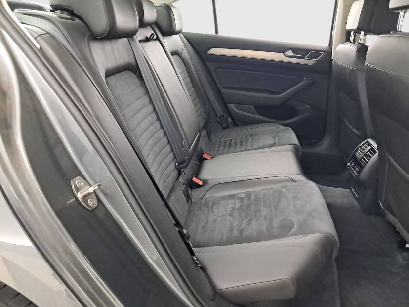 Volkswagen Passat, 2016