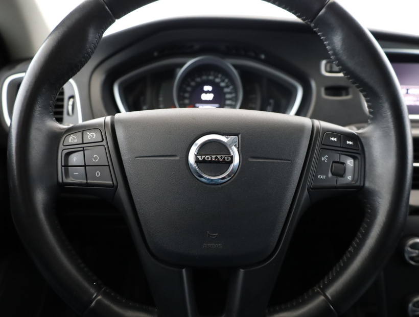 Volvo V40, 2017