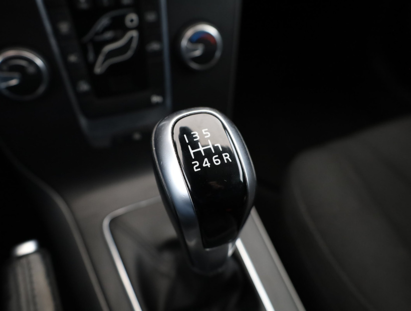 Volvo V40, 2017
