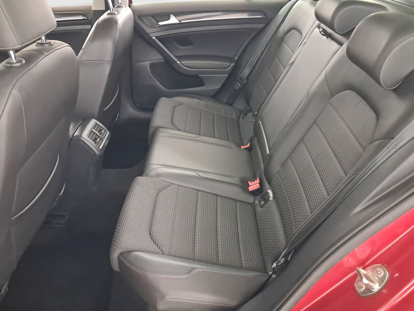Volkswagen Golf, 2015